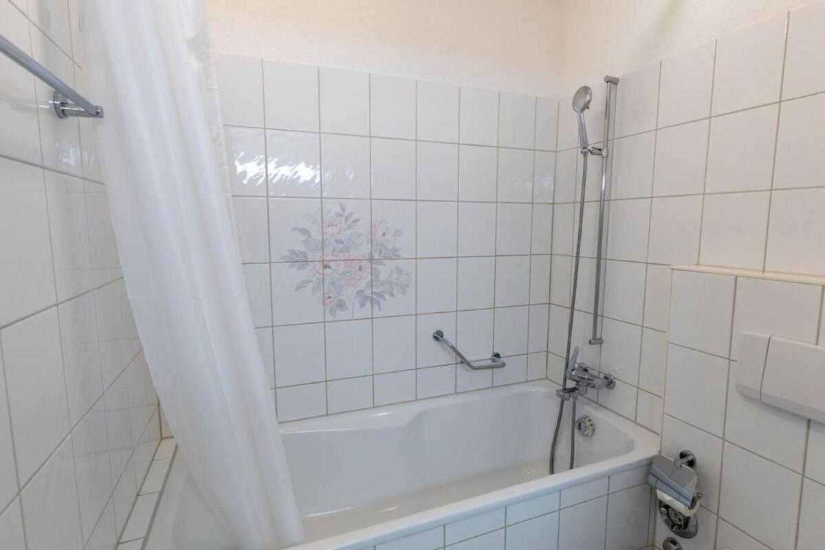 Executive 1br Flat, Center - Hammer 2